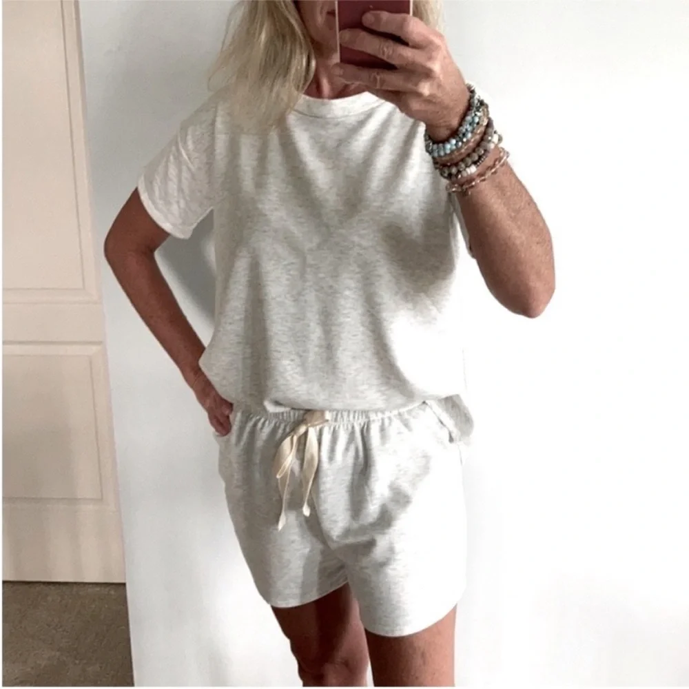 Light Heather Grey Top & Shorts Lounge Set - Picture 4 of 10